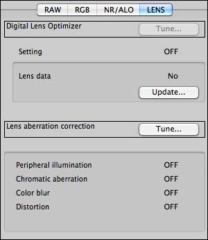 執行校正 您可校正以下四種像差中的任何一種, 可一次校正一種, 或同時校正多種 周邊亮度 色差 ( 周邊出現的色彩散射現象 ) 色彩模糊 ( 有時出現於高光區域邊緣的藍色或紅色模糊 ) 變形 在工具板中選擇 [LENS] 設定頁 按一下 [ 調整 (Tune)] 按鈕 [ 鏡頭像差校正 (Lens aberration correction)] 視窗會出現 勾選要校正的項目 校正並重新顯示