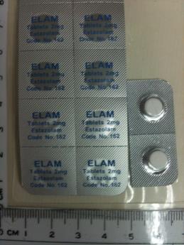 醫令代碼 OEUR 藥品名稱 EURODIN (ESTAZOLAM 2MG) 易眠 ( 管 4) 成分含量 ESTAZOLAM 用法用量 每日二次早晚飯後使用 藥品分類