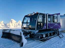 在这里你能观赏到这国家公园及雪冻树的冬季仙境的美景 参观欧洲唯一还在开採的紫水晶矿 在参观的过程中, 你会学到很多关于这个水晶宝石的历史, 你也有机会在紫晶矿自己体验开採紫水晶 第 8 天希尔科内 ( ) 奥斯陆, 挪威 早餐后, 前往赫尔辛基机场乘搭内陆航空飞往挪威首都 -- 奥斯陆 今天早晨是自由活动时间 在旅程结束前,