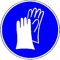 第 5 页共 11 页 手防护 : 适当的防护手套 其他防护 : 个人防护设备的选用必需至少遵守下列法律和标准, 中华人民共和国职业病防治法 (2001 年 10 月