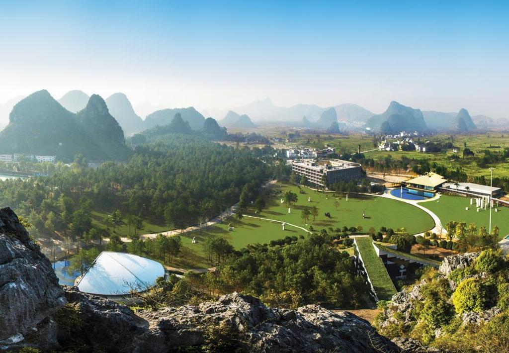 Club Med 桂林非來不可的理由 中國首座榮獲 綠色地球環保標章 認證度假村 4 座餐廳及 3 座吧台, 全天候提供國際性三餐美食及無限飲品輕食 提供 329