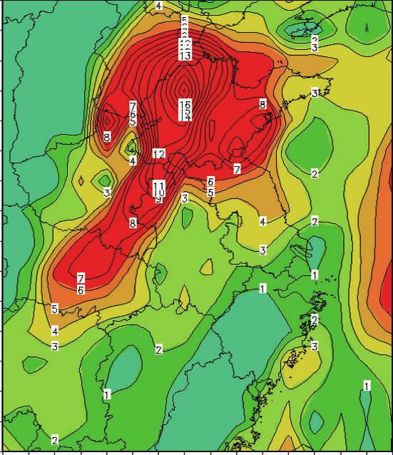 没有出现中空急流,90% 以上 850 700 和 500hPa 三层中某层有急流存在 ( 见图 5a), 槽前类强对流 0~1km 的垂直风切变平均值为 7.5 10-3 s -1, 可见近地面垂直风切变平均比冷涡槽后类强 0~6km 垂直风切变平均值为 2.