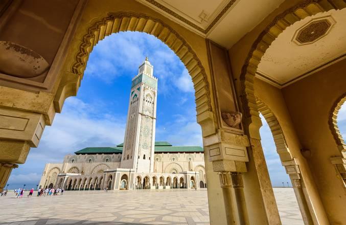 輕軌電車 世界文化遺產 哈桑二世清真寺 卡薩布蘭卡 哈桑二世清真寺 北非第一大城 也是電影 北非諜影 故事背