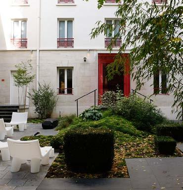 , Le Quartier Bercy Square Hotel 请直接用英语通过电话或传真向酒店进行预约 预约时请告知 Visa Paris Guide 2014-2015 如需要咨询 请直接与酒店联系
