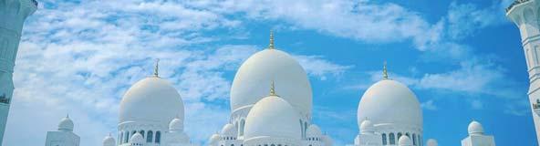 結果父親等不及就死了 這座以千金打造的世界第三大清真寺 Sheikh Zayed Mosque, 用意大利大理石建成,