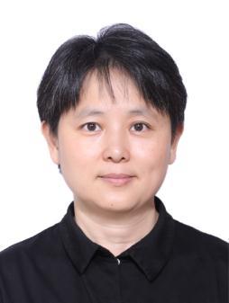 赵春辉, 女, 汉族,1971 年 2 月出生,1995 年 10 月加入中国共产党,1996 年